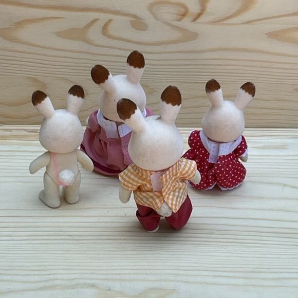 Sylvanian Families Strawberry Babies Set Calico Critters Baby Dolls Limited Edit - Picture 3 of 3